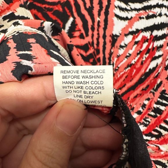 NWT Notations blouse - size large - Picture 8 of 8